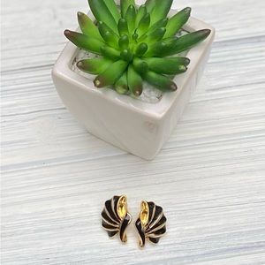 VTG Black/Gold earrings